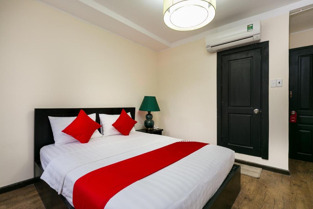 Oyo 438 Small Bay Hotel Ho Chi Minh City Exterior photo
